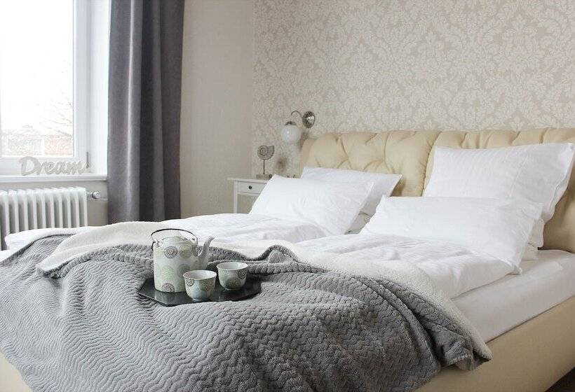 Lexow Hotel An De Havenkant