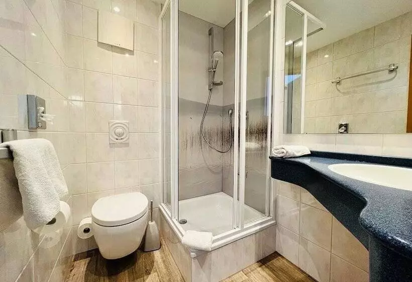 Lexow Hotel An De Havenkant