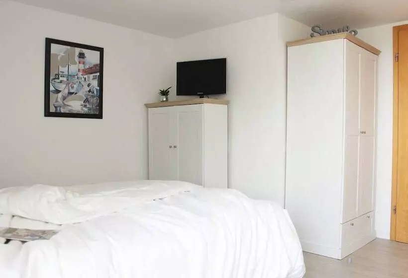 Lexow Hotel An De Havenkant