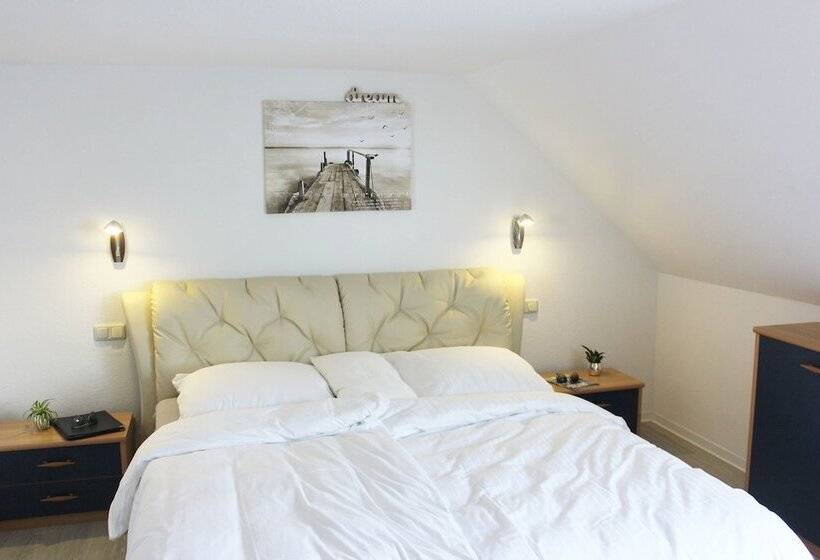 Lexow Hotel An De Havenkant