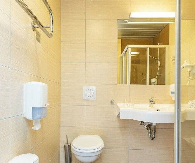 Meri Seaside Hotel & Spa