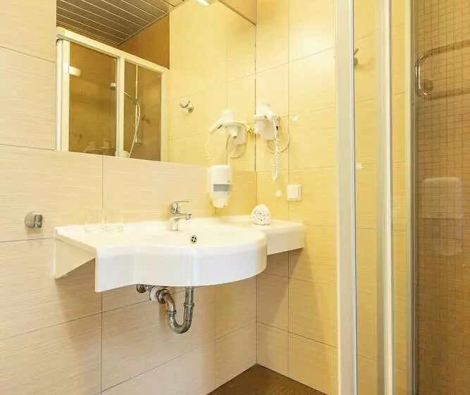 Meri Seaside Hotel & Spa