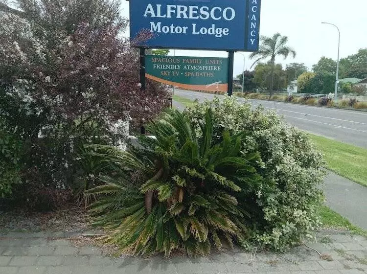 모텔 Alfresco Motor Lodge