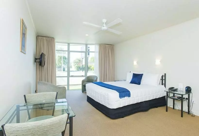 모텔 Alfresco Motor Lodge