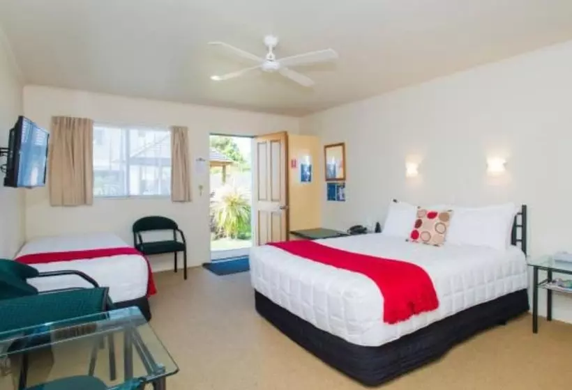 모텔 Alfresco Motor Lodge