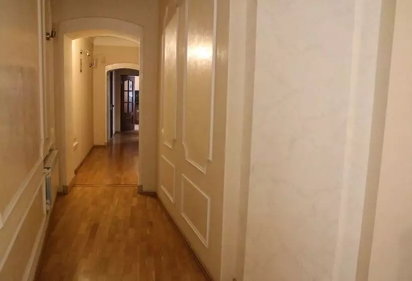 پانسیون Apartments Nevskaya Classica