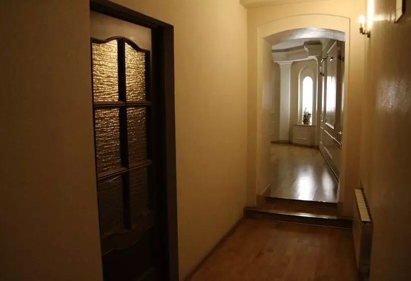 پانسیون Apartments Nevskaya Classica