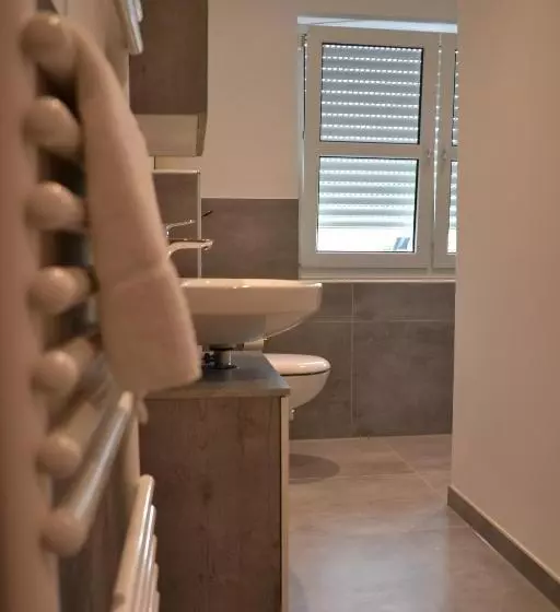 پانسیون Wolf Hotel Zur Linde