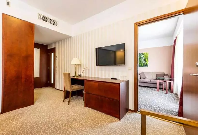 Saaremaa Rannahotell   Beach