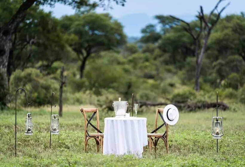 Shumbalala Game Lodge