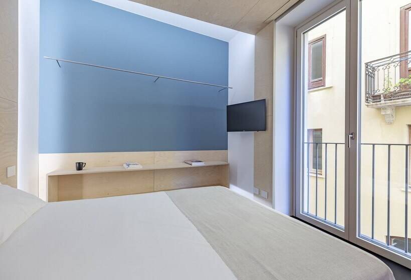 هتل Fiveplace Design Suites & Apartments