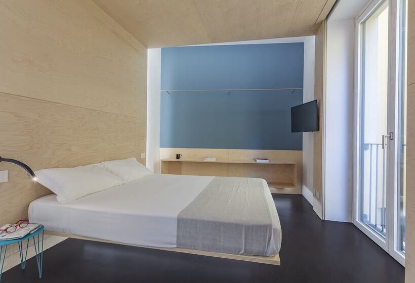 هتل Fiveplace Design Suites & Apartments