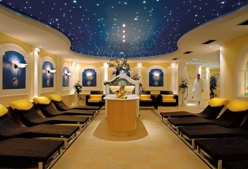 Cityhotel Goldener Adler B&b