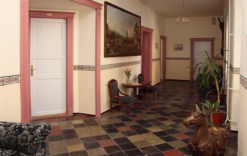 Golden Ship Hotel / Aranyhajo Fogado