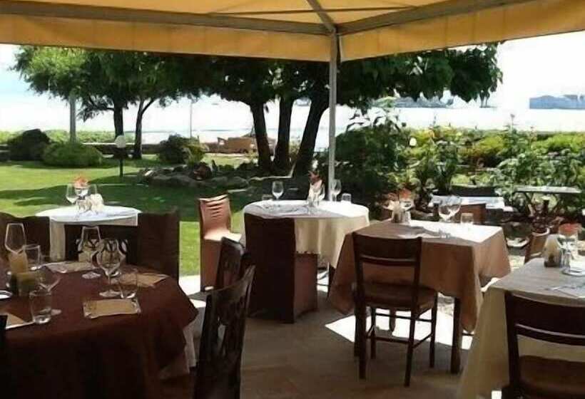 هتل Albergo La Ripa