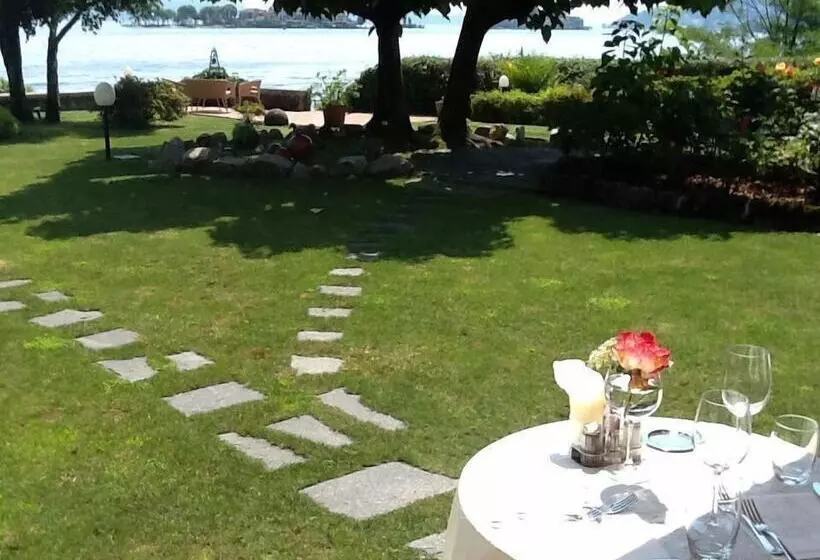 هتل Albergo La Ripa