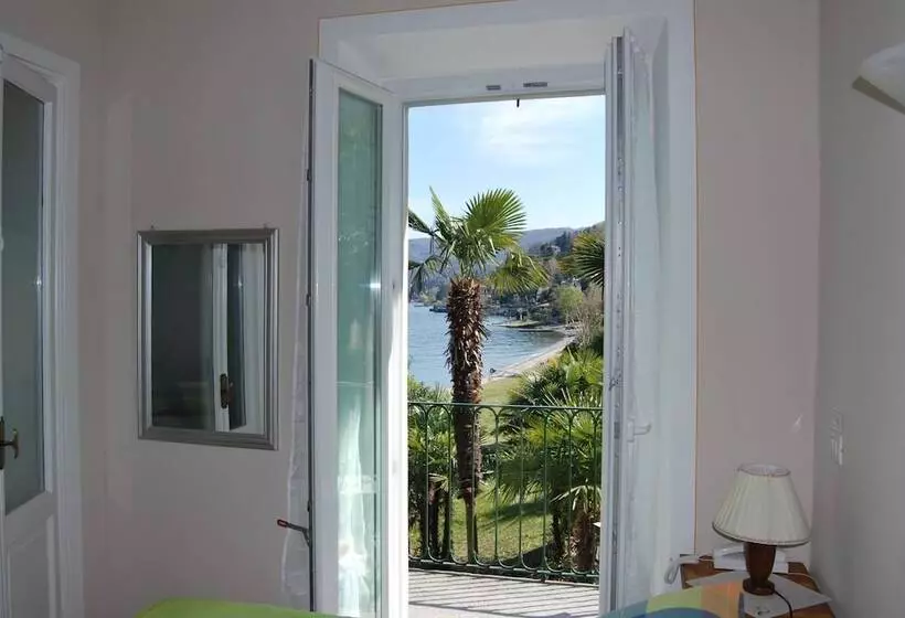 هتل Albergo La Ripa