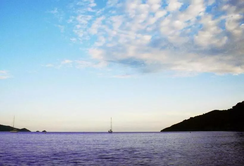 ホテル Capo Sud