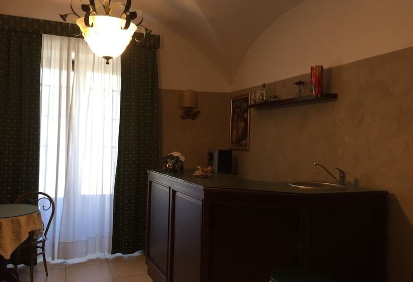 هتل Centrale Europa