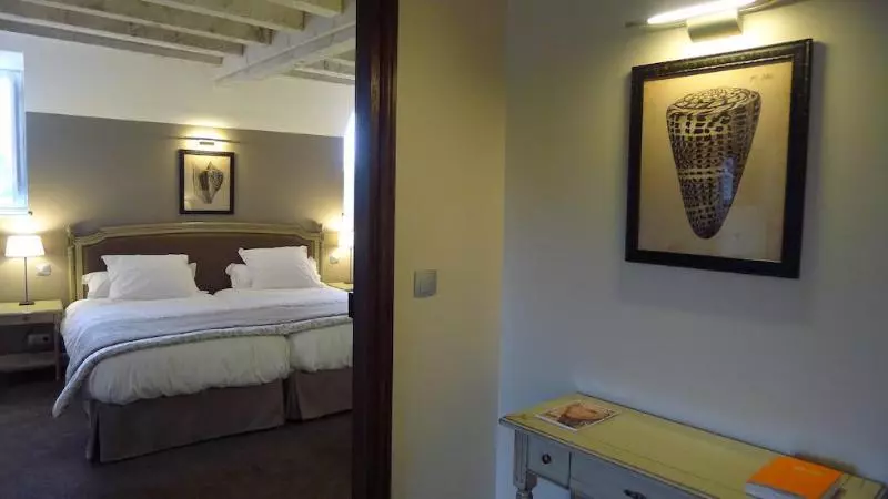 Отель Chateau Sainte Sabine