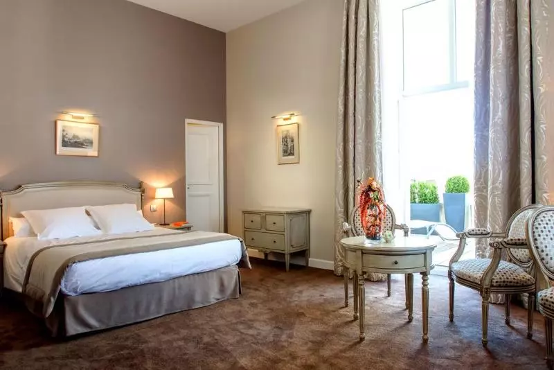 Отель Chateau Sainte Sabine