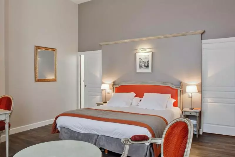 Отель Chateau Sainte Sabine