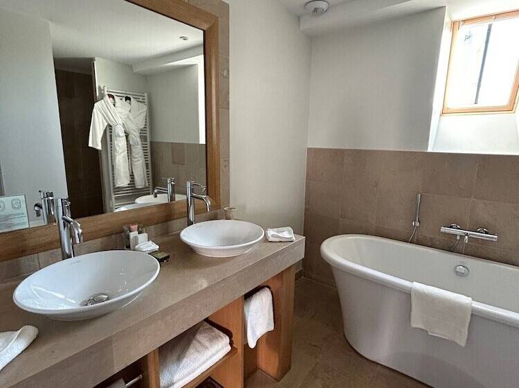 Отель Chateau Sainte Sabine