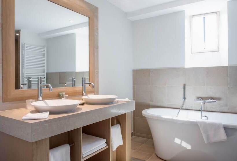 Отель Chateau Sainte Sabine