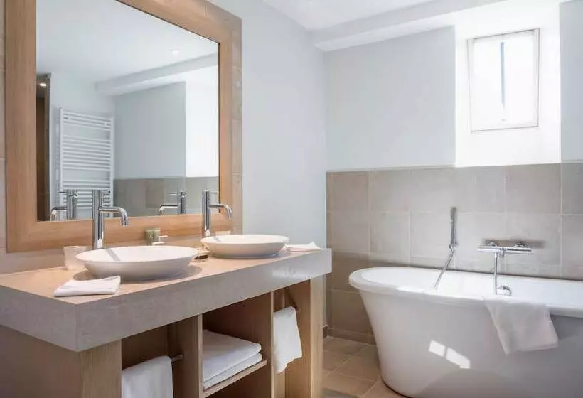 Отель Chateau Sainte Sabine