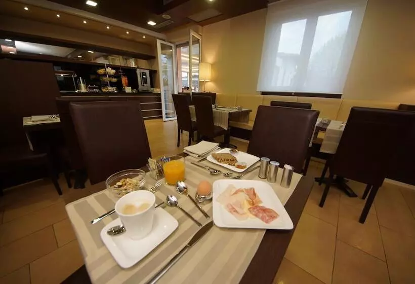 בית מלון כפרי Clarin 14 By Dori