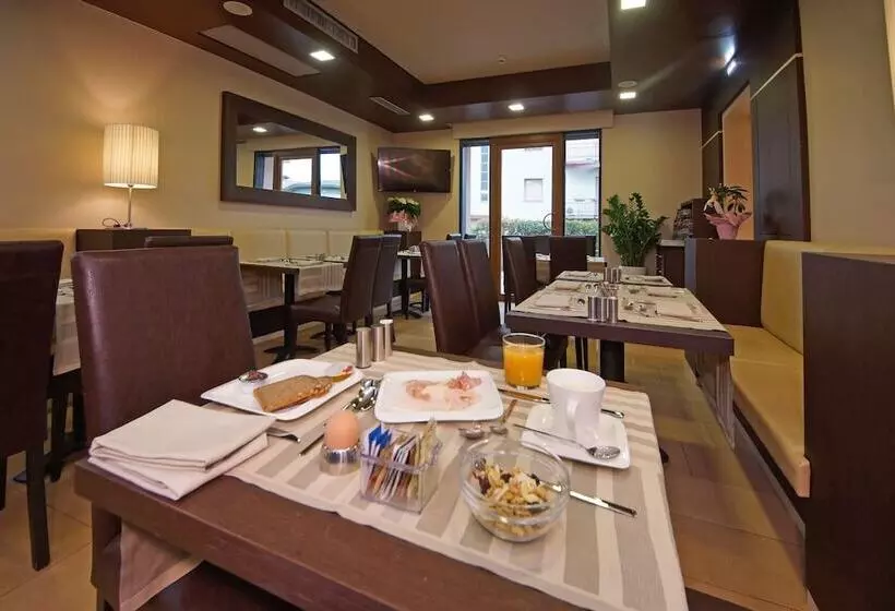 בית מלון כפרי Clarin 14 By Dori