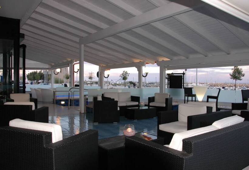 ホテル Côte D'est