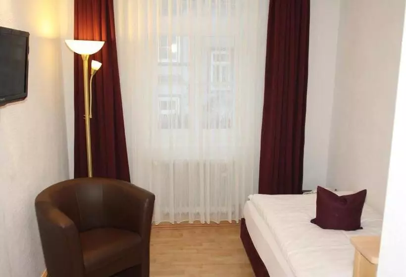 בית מלון כפרי Die Tanne