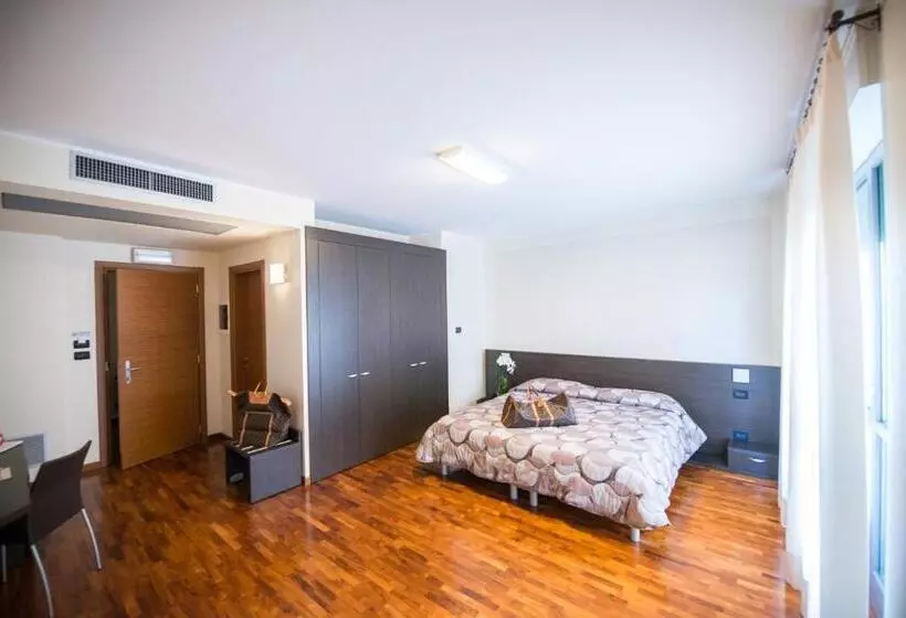 Отель Draconerium