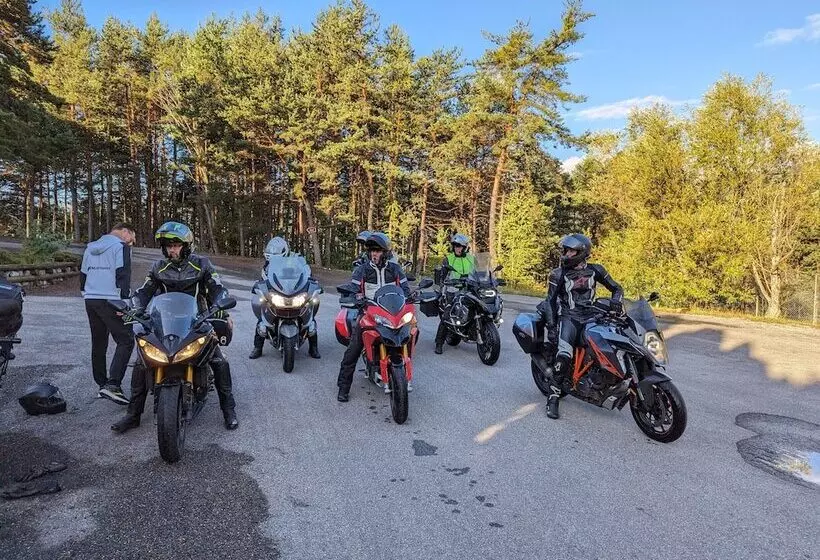 فندق Domaine De L Adoux