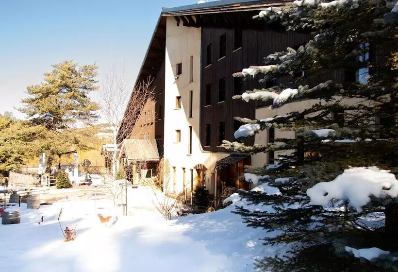 فندق Domaine De L Adoux