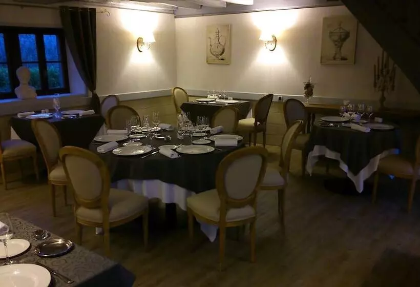 Отель Hôtel & Restaurant Le Moulin De Chaméron, The Originals Relais