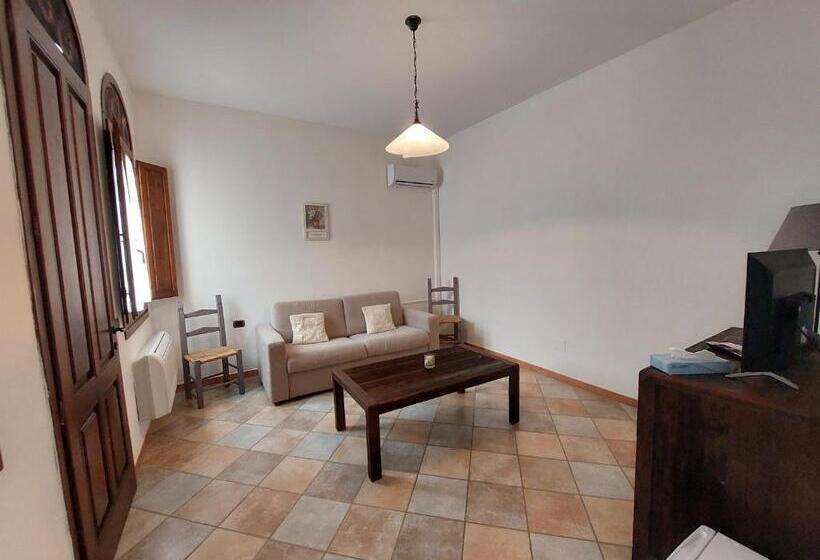 فندق La Corte Rosada