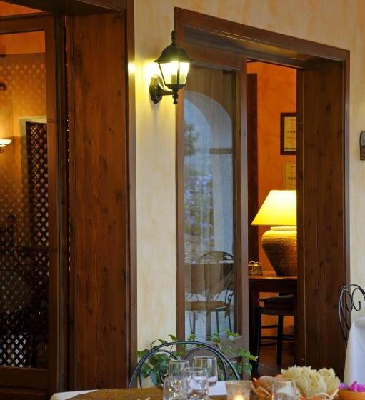 فندق La Corte Rosada