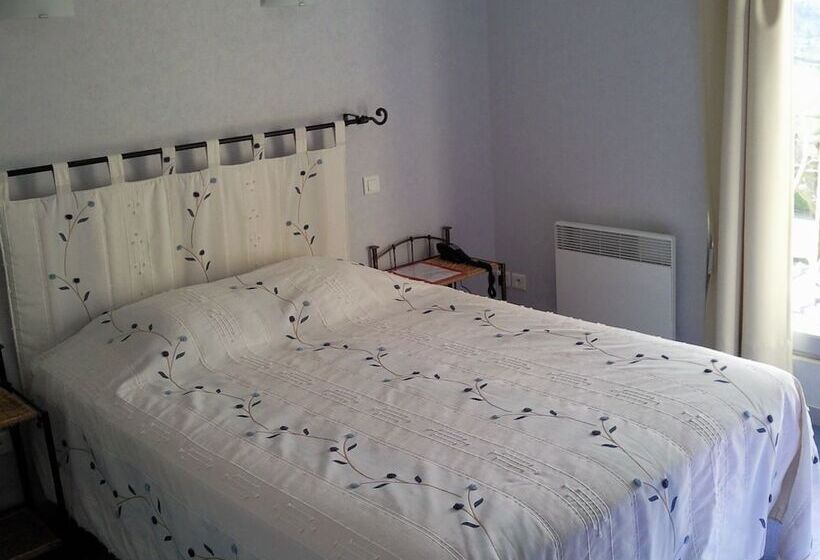 בית מלון כפרי Logis L Auberge Du Quercy Blanc