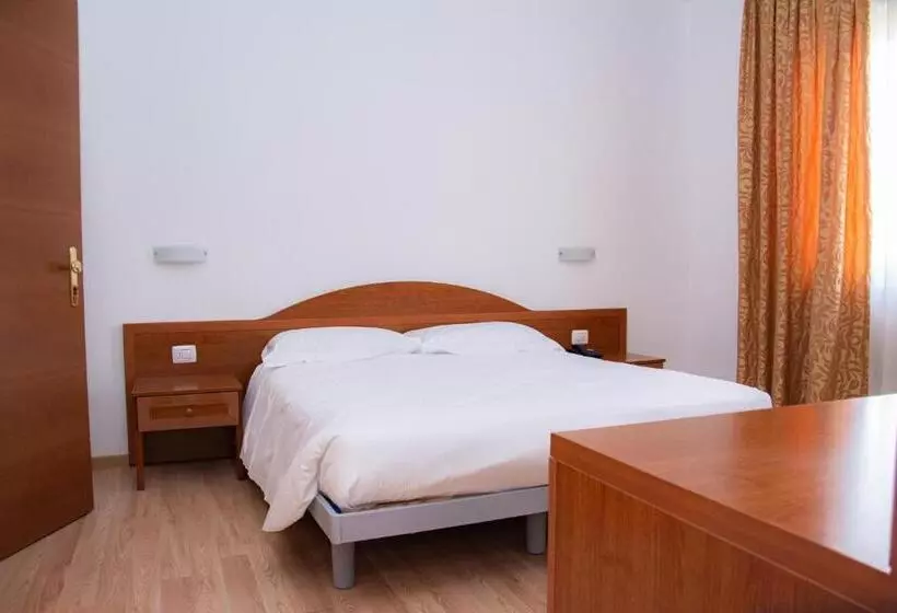 בית מלון כפרי Nuova Barcaccia