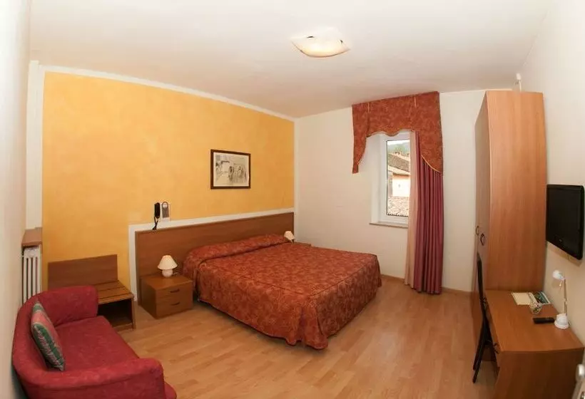 Отель Pinamonte