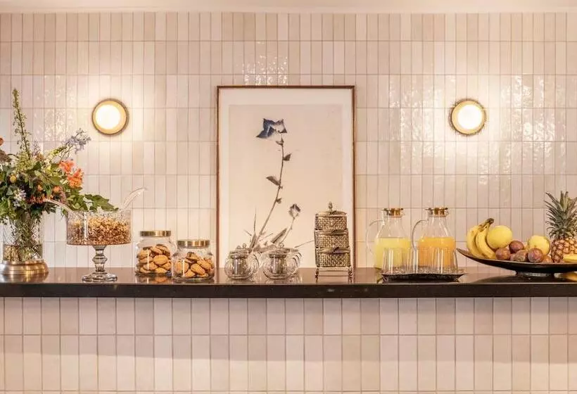 The New Port Hotel Tlv