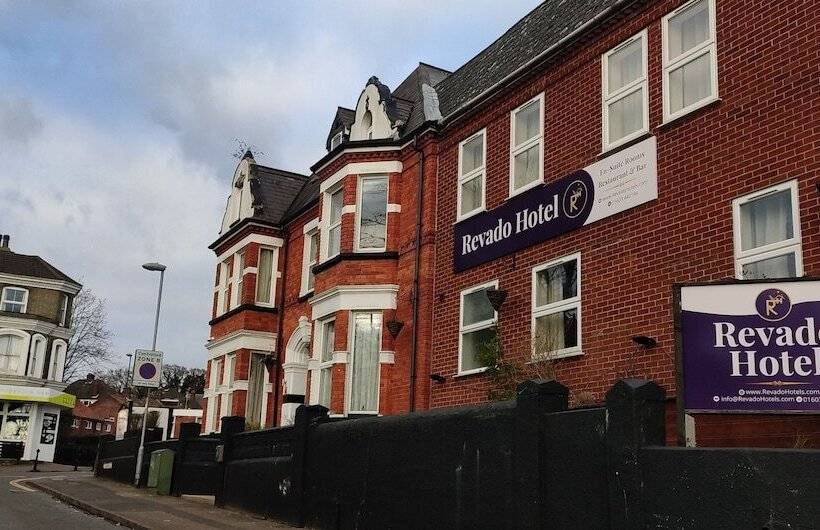 酒店 Revado