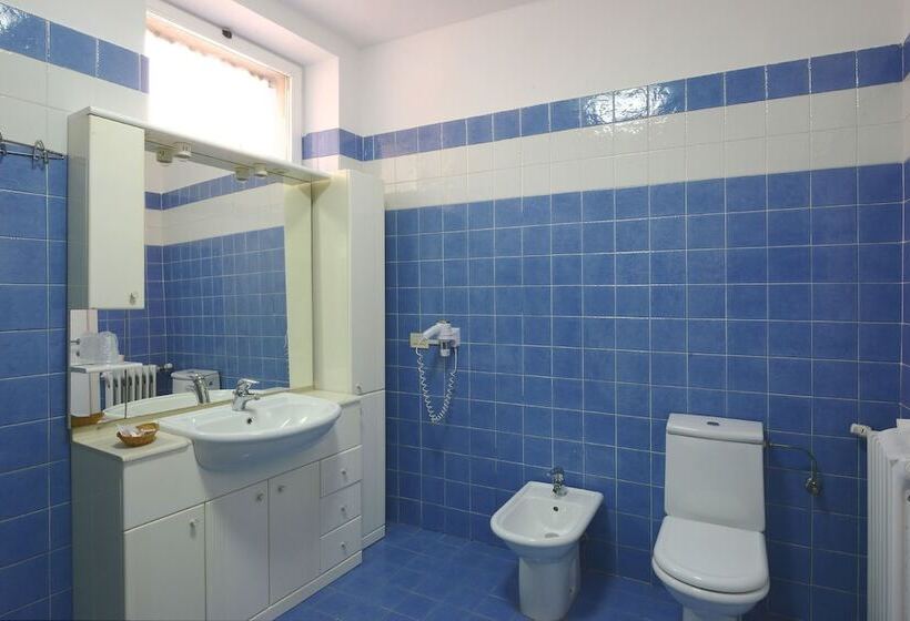 酒店 Ristorante Commercio