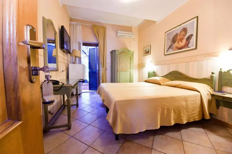 هتل Stelle D'europa