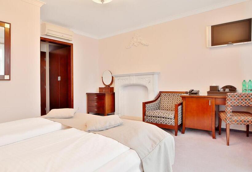 فندق Sun Palace Wellness