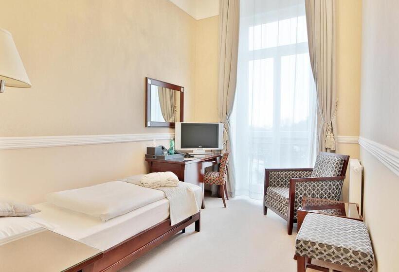 فندق Sun Palace Wellness