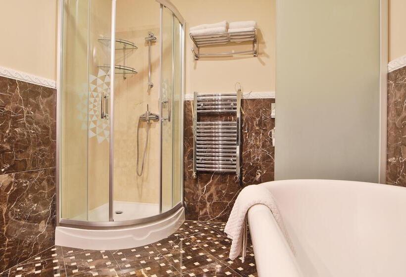 فندق Sun Palace Wellness