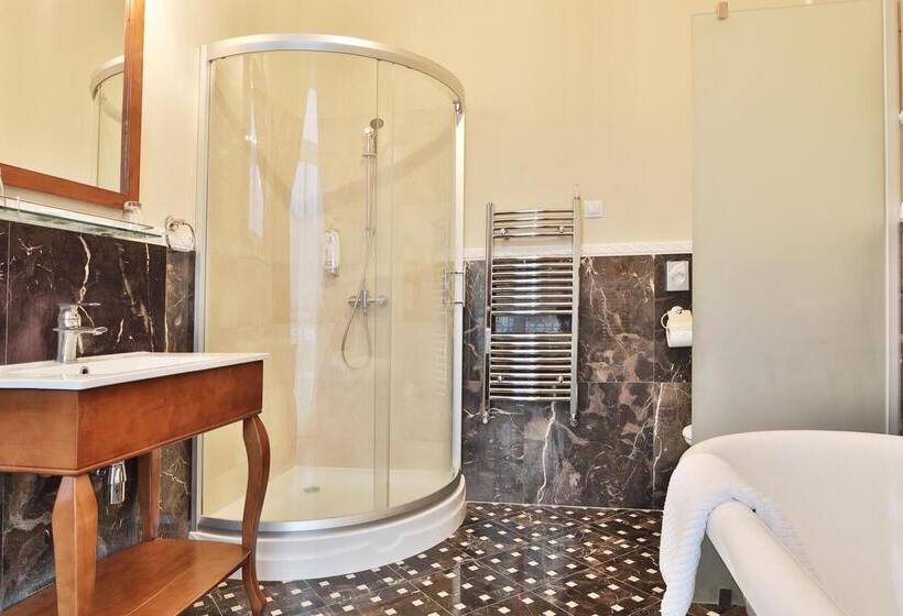 فندق Sun Palace Wellness